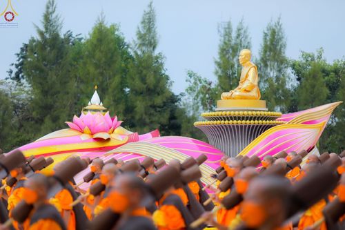 ภาพ No.70456:พุทธบุตรธรรมยาตรา ปฏิบัติธรรมและบันทึกภาพประวัติศาสตร์ ในโครงการธรรมยาตรากตัญญูบูชา มหาปูชนียาจารย์ พระมงคลเทพมุนี(สด จนฺทสโร) พระผู้ปราบมาร อนุสรณ์สถาน 7 แห่ง ปีที่ 11 ณ อนุสรณ์สถานคลองบางนางแท่น อ.สามพราน จ.นครปฐม วันที่ 9 มกราคม พ.ศ. 2566