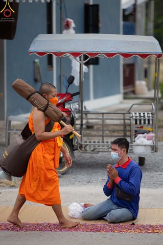 ภาพ No.68883:พิธีต้อนรับพระธรรมยาตรา ในโครงการธรรมยาตรากตัญญูบูชา มหาปูชนียาจารย์ พระมงคลเทพมุนี(สด จนฺทสโร) พระผู้ปราบมาร อนุสรณ์สถาน 7 แห่ง ปีที่ 11 วันที่ 3 มกราคม พ.ศ. 2566 ณ อนุสรณ์สถานมหาวิหารพระมงคลเทพมุนี จ.สุพรรณบุรี