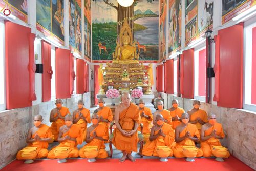 ภาพ No.67016:พิธีอุปสมบทวัดพันเสด็จนอก อ.ศรีราชา จ.ชลบุรี รับบุญจัดงานโดย สำนักพัฒนาเยาวชนโลก เมื่อวันที่ 7 ธันวาคม พ.ศ. 2565