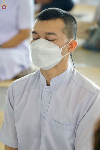 ภาพ No.65147:พิธีบูชาข้าวพระ และสาธุชนปฏิบัติธรรมร่วมกัน ในวันอาทิตย์ต้นเดือนที่ 4 ธันวาคม พ.ศ. 2565 ณ วัดพระธรรมกาย จ.ปทุมธานี