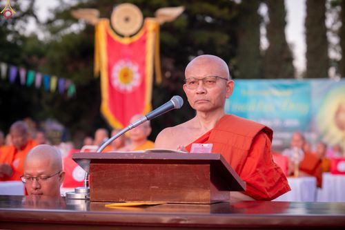 ภาพ No.332909:วันอาทิตย์ที่ 31 พฤษภาคม พ.ศ. 2569 วันวิสาขบูชา ณ วัดพระธรรมกายแคลิฟอร์เนีย  ประเทศสหรัฐอเมริกา