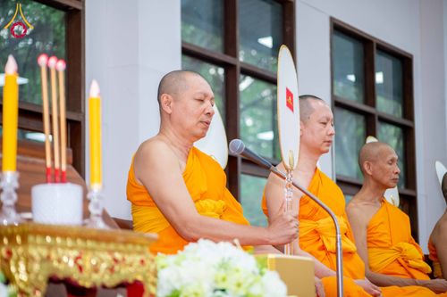 ภาพ No.314708:วันเสาร์ที่ 21 มีนาคม พ.ศ. 2569 พิธีบำเพ็ญกุศล คุณพ่อณรงค์ จินตมากุล  สิริอายุ 99 ปี 11 เดือน โยมบิดา พระครูปลัดรัตนวีรวัฒน์ (รังสฤษดิ์ อิทฺธิจินตโก) ที่ปรึกษาเจ้าคณะจังหวัดปทุมธานี เจ้าอาวาสวัดพระธรรมกาย  ณ ห้องปลูกศรัทธา 2 วัดพระธรรมกาย ปทุมธานี