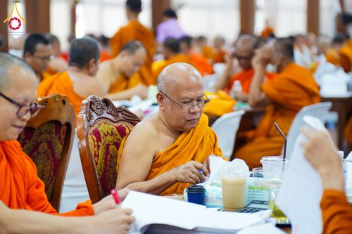 ภาพ No.281344:วันที่ 25 ธันวาคม พ.ศ. 2568 บรรยากาศการตรวจใบข้อสอบธรรมสนามหลวง  นักธรรมชั้นเอก และธรรมศึกษาชั้นเอก ส่วนภูมิภาค  ณ ศาลาอบรมสงฆ์ วัดสามพระยาวรวิหาร เขตพระนคร กรุงเทพมหานคร