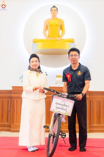 ภาพ No.283961:วันที่ 18 พฤศจิกายน พ.ศ. 2568 พิธีทอดกฐินสามัคคีทั่วไทย 30,000 วัด  โดยคณะศิษยานุศิษย์ บูชาธรรม 81 ปี  หลวงพ่อธัมมชโย  ณ วัดสวายสอ จ.บุรีรัมย์