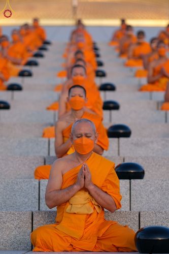 ภาพ No.68663:พิธีตักบาตรฉลองพระใหม่ วันที่ 1 มกราคม พ.ศ. 2566 ณ วัดพระธรรมกาย จ.ปทุมธานี