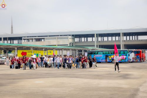 ภาพ No.325476:วันที่ 21-22 เมษายน พ.ศ.2569 การอบรมจิตอาสาเพื่อจัดเตรียมภัตตาหาร และจัดงานถวายมหาสังฆทานแด่ คณะสงฆ์ 40,000 กว่าวัดทั่วประเทศ ณ วัดพระธรรมกาย