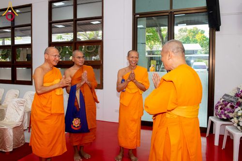 ภาพ No.315814:วันพฤหัสบดีที่ 26 มีนาคม พ.ศ. 2569 พิธีบำเพ็ญกุศล คุณพ่อณรงค์ จินตมากุล  สิริอายุ 99 ปี 11 เดือน โยมบิดา พระครูปลัดรัตนวีรวัฒน์ (รังสฤษดิ์ อิทฺธิจินตโก) ที่ปรึกษาเจ้าคณะจังหวัดปทุมธานี เจ้าอาวาสวัดพระธรรมกาย  ณ ห้องปลูกศรัทธา 2 วัดพระธรรมกาย ปทุมธานี