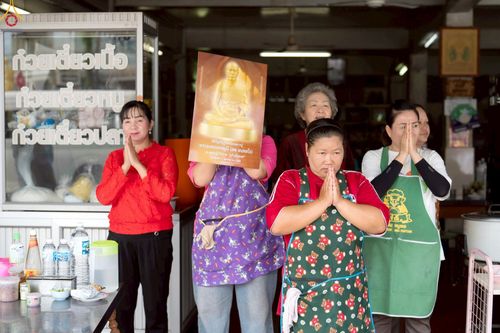 ภาพ No.239256:วันอาทิตย์ที่ 17 สิงหาคม พ.ศ. 2568 พิธีอัญเชิญรูปเหมือนพระมงคลเทพมุนี (สด จันทสโร) ณ ศาลากลางจังหวัดเลย ถึงลานพญานาค สวนสาธารณะกุดป่อง อ.เมือง จ.เลย