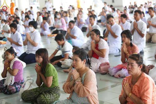 ภาพ No.162213:พิธีถวายภัตตาหารเมนูสวรรค์ เนื่องในวันออกพรรษา (ขึ้น 15 ค่ำ เดือน 11) วันพฤหัสบดีที่ 17 ตุลาคม พ.ศ. 2567 ณ หอฉันคุณยายอาจารย์ฯ วัดพระธรรมกาย