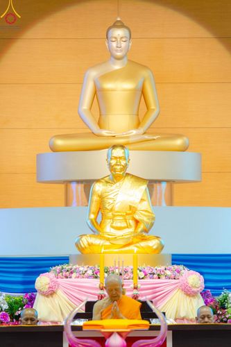 ภาพ No.154353:พิธีบูชาครูผู้ค้นพบวิชชาธรรมกาย ณ สภาธรรมกายสากล วัดพระธรรมกาย วันอังคารที่ 17 กันยายน พ.ศ. 2567