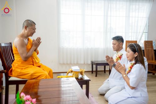 ภาพ No.254877:วันที่ 15 ตุลาคม พ.ศ. 2568 พิธีบรรจุพระบรมสารีริกธาตุภายในพระเกตุองค์พระประธาน สมโภชพระประธาน พระธรรมกาย ณ ศูนยอบรมเยาวชนกาญจนบุรี