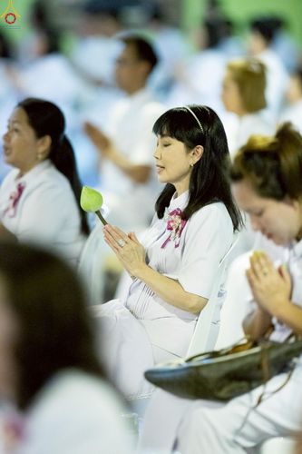 ภาพ No.241059:วันพุธที่ 27 สิงหาคม พ.ศ. 2568 พิธีจุดประทีป ในวันธรรมชัย ณ วัดพระธรรมกาย