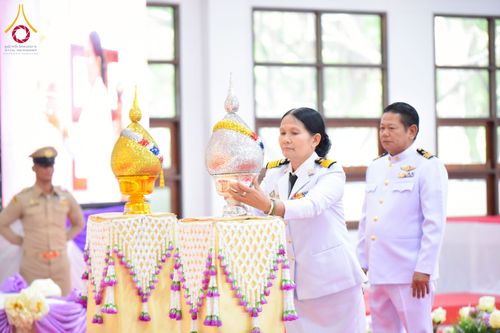 ภาพ No.227164:วันอังคารที่ 3 มิถุนายน พ.ศ. 2568 นายอำเภอคลองหลวง นำพสกนิกรรวมใจภักดิ์ สมเด็จพระนางเจ้าฯ พระบรมราชินี เนื่องในโอกาสวันเฉลิมพระชนมพรรษา ณ อาคารปลูกศรัทธา 2 วัดพระธรรมกาย อ.คลองหลวง จ.ปทุมธานี