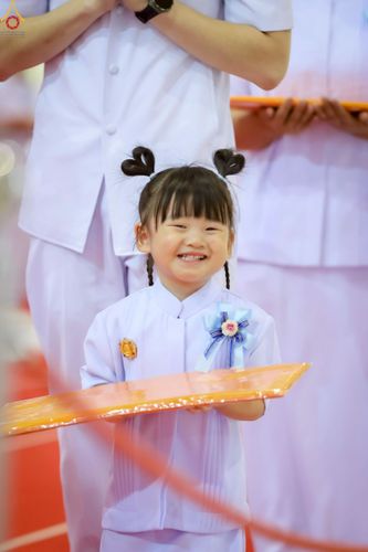 ภาพ No.240775:วันพุธที่ 27 สิงหาคม พ.ศ. 2568 พิธีทอดผ้าป่าเพื่อสร้างอาคาร  82 ปี หลวงพ่อธัมมชโย สมทบกฐินวัดพระธรรมกาย และกฐิน 30,000 วัดทั่วประเทศ ครั้งที่ 1