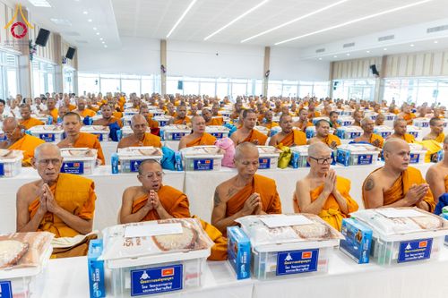 ภาพ No.212511:วันเสาร์ที่ 22 มีนาคม พ.ศ. 2568 พิธีถวายสังฆทานแด่คณะสงฆ์ 323 วัด ปีที่ 21 ครั้งที่ 175 พิธีมอบกองทุนหนุนแรงใจช่วยครูใต้ ปีที่ 18 ครั้งที่ 139 และพิธีทำบุญอุทิศส่วนกุศลให้ผู้วายชนม์ ณ ศูนย์ปฏิบัติธรรมภาคใต้ อำเภอบางกล่ำ จังหวัดสงขลา