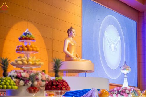 ภาพ No.146863:การต้อนรับพระสังฆาธิการ 2,000 กว่าวัดทั่วประเทศ และพิธีบูชาข้าวพระ เนื่องในวันสมาธิโลก วันอาทิตย์ที่ 4 สิงหาคม พ.ศ. 2567 ณ สภาธรรมกายสากล วัดพระธรรมกาย