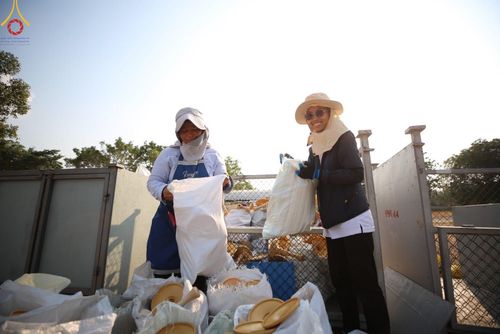 ภาพ No.112533:V.11 สามารถ การเตรียมงาน เก็บงาน การรับบุญของเจ้าหน้าที่หน่วยงานต่างๆ เพื่อโครงการธรรมยาตรา กตัญญูบูชา มหาปูชนียาจารย์ พระมงคลเทพมุนี (สด จนฺทสโร) พระผู้ปราบมาร อนุสรณ์สถาน 7 แห่ง ปีที่ 12 ระหว่างวันที่ 2 - 31 มกราคม พ.ศ.2567