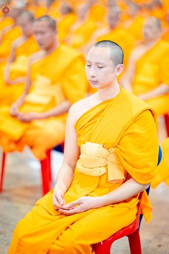 ภาพ No.227951:วันอาทิตย์ที่ 1 มิถุนายน พ.ศ. 2568 พิธีตักบาตร , พิธีบูชาข้าวพระ ณ วัดพระธรรมกาย จ.ปทุมธานี