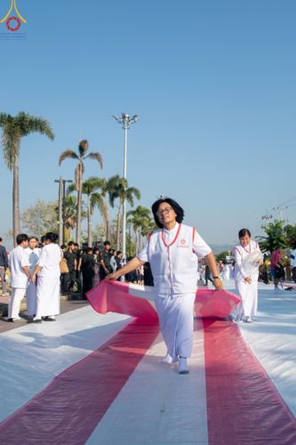 ภาพ No.185655:V.47 เบื้องหลังของเบื้องหน้า งานตักบาตรพระ 10,000 รูป ณ จ.กาญจนบุรี วันที่ 20-21 ธันวาคม พ.ศ. 2567