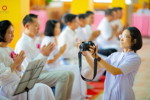 ภาพ No.192212:พิธีทอดผ้าป่าทำนุบำรุงศาสนสถาน ณ วัดนราภิรมย์ ตำบลนราภิรมย์ อำเภอบางเลน จังหวัดนครปฐม ในโครงการธรรมยาตรา กตัญญูบูชา มหาปูชนียาจารย์ พระมงคลเทพมุนี(สด จนฺทสโร) พระผู้ปราบมาร อนุสรณ์สถาน 7 แห่ง ปีที่ 13 วันที่ 9 มกราคม พ.ศ. 2568