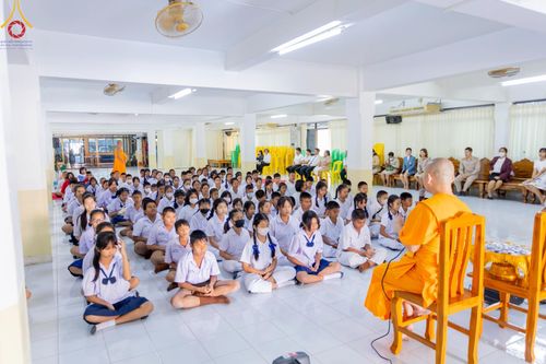 ภาพ No.195137:พิธีทอดผ้าป่าทำนุบำรุงศาสนสถาน ณ วัดไผ่โรงวัว ต.บางตาเถร อ.สองพี่น้อง จ.สุพรรณบุรี ในโครงการธรรมยาตรา กตัญญูบูชา มหาปูชนียาจารย์ พระมงคลเทพมุนี(สด จนฺทสโร) พระผู้ปราบมาร อนุสรณ์สถาน 7 แห่ง ปีที่ 13 วันที่ 13 มกราคม พ.ศ. 2568