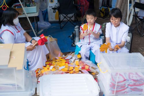 ภาพ No.107726:V.4 ทุ่มใจ การเตรียมงาน เก็บงาน การรับบุญของเจ้าหน้าที่หน่วยงานต่างๆ เพื่อโครงการธรรมยาตรา กตัญญูบูชามหาปูชนียาจารย์ พระมงคลเทพมุนี (สด จนฺทสโร) พระผู้ปราบมาร อนุสรณ์สถาน 7 แห่ง ปีที่ 12 ระหว่างวันที่ 2 - 31 มกราคม พ.ศ.2567