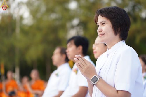 ภาพ No.193038:พิธีตักบาตรพระธรรมยาตรา ณ อนุสรณ์สถานคลองบางนางแท่น อ.สามพราน จ.นครปฐม ในโครงการธรรมยาตรา กตัญญูบูชา มหาปูชนียาจารย์ พระมงคลเทพมุนี(สด จนฺทสโร) พระผู้ปราบมาร อนุสรณ์สถาน 7 แห่ง ปีที่ 13 วันที่ 11 มกราคม พ.ศ.2568