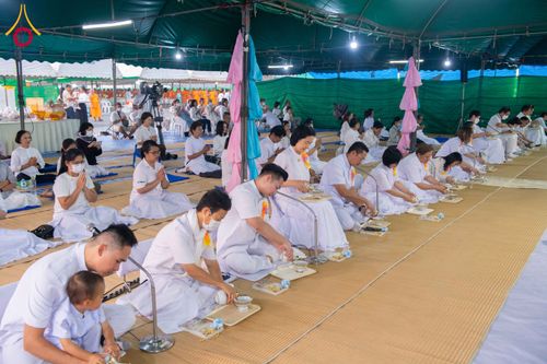 ภาพ No.300225:วันที่ 22 มกราคม พ.ศ. 2569 พิธีถวายภัตตาหารเป็นสังฆทาน แด่พระธรรมยาตรา ณ อนุสรณ์สถานบางปลา วัดบางปลา อำเภอบางเลน จังหวัดนครปฐม ในโครงการธรรมยาตรา กตัญญูบูชา มหาปูชนียาจารย์ พระมงคลเทพมุนี(สด จนฺทสโร) พระผู้ปราบมาร อนุสรณ์สถาน 7 แห่ง ปีที่ 14