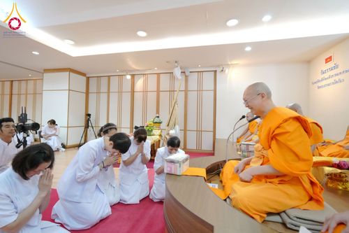 ภาพ No.346876:วันพฤหัสบดีที่ 27 สิงหาคม พ.ศ. 2569  พิธีปฏิบัติธรรมและทอดผ้าป่าบำรุงวัด เนื่องในวันธรรมชัย ณ วัดพระธรรมกายโตเกียว ประเทศญี่ปุ่น