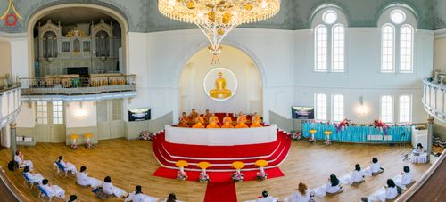 ภาพ No.82850:พิธีทอดผ้าป่าฉลองวัดพระธรรมกายนอร์ธสวีเดน  ในโอกาสสถาปนาครบรอบ 7 ปี  และพิธีวางแผ่นจารึกนามมงคล หน้าต่างบานทรัพย์ วันอาทิตย์ที่ 18 มิถุนายน พ.ศ.2566 ณ วัดพระธรรมกายนอร์ธสวีเดน ประเทศสวีเดน