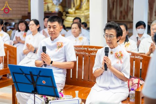 ภาพ No.303387:วันที่ 23 มกราคม พ.ศ. 2569 พิธีเจริญพุทธมนต์ปฏิบัติธรรม มอบทุนการศึกษา  ถวายสังฆทาน 109 วัด เพื่อถวายเป็นพุทธบูชา เพื่อขับเคลื่อนโครงการหมู่บ้านรักษาศีล 5 โดยคณะสงฆ์จังหวัดนครปฐม คณะศิษยานุศิษย์วัดพระธรรมกาย โครงการธรรมยาตรา ปีที่ 14 ณ วัดบางปลา อำเภอบาง