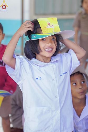 ภาพ No.195280:พิธีทอดผ้าป่าทำนุบำรุงศาสนสถาน ณ วัดพรสวรรค์ ต.หนองบ่อ อ.สองพี่น้อง จ.สุพรรณบุรี ในโครงการธรรมยาตรา กตัญญูบูชา มหาปูชนียาจารย์ พระมงคลเทพมุนี(สด จนฺทสโร) พระผู้ปราบมาร อนุสรณ์สถาน 7 แห่ง ปีที่ 13 วันที่ 13 มกราคม พ.ศ. 2568