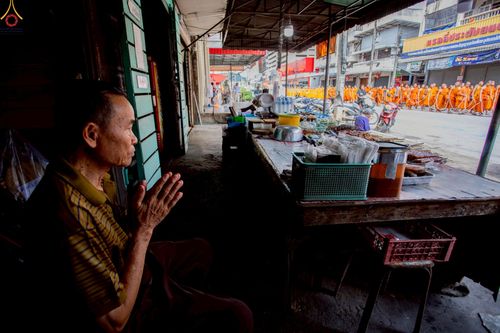 ภาพ No.239254:วันอาทิตย์ที่ 17 สิงหาคม พ.ศ. 2568 พิธีอัญเชิญรูปเหมือนพระมงคลเทพมุนี (สด จันทสโร) ณ ศาลากลางจังหวัดเลย ถึงลานพญานาค สวนสาธารณะกุดป่อง อ.เมือง จ.เลย