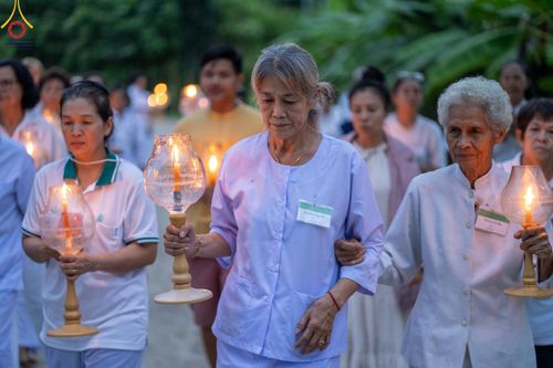 ภาพ No.157040:โครงการ อุบาสกแก้ว อุบาสิกาแก้ว รุ่นที่ 3 ตัวแทนทอดกฐินสามัคคีทั่วไทย 30,000 วัด ระหว่างวันที่ 20-22 กันยายน พ.ศ. 2567 ณ ธุดงคสถานชลบุรี