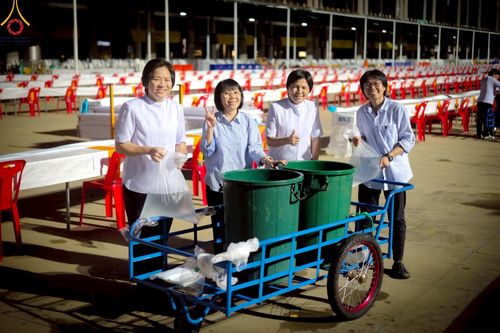 ภาพ No.218857:วันศุกร์ที่ 18 เมษายน พ.ศ. 2568 การเตรียมงานในลานธรรม , พระมหาธรรมกายเจดีย์ เพื่องานวันคุ้มครองโลก 22 เมษายน พ.ศ. 2568