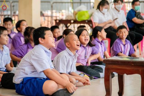 ภาพ No.192353:พิธีทอดผ้าป่าทำนุบำรุงศาสนสถาน ณ วัดเทพพล แขวงบางพรม เขตตลิ่งชัน กรุงเทพมหานคร ในโครงการธรรมยาตรา กตัญญูบูชา มหาปูชนียาจารย์ พระมงคลเทพมุนี(สด จนฺทสโร) พระผู้ปราบมาร อนุสรณ์สถาน 7 แห่ง ปีที่ 13 วันที่ 9 มกราคม พ.ศ. 2568