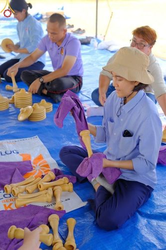 ภาพ No.127530:V.31 ทุ่มเทเพื่อบางกล่ำ การเตรียมงานของเจ้าหน้าที่หน่วยงานต่างๆ  เพื่องานธรรมยาตราอัญเชิญพระบรมสารีริกธาตุ ประดิษฐาน ณ มหารัตนเจดีย์สิริปทุมสวรรค์ (เจดีย์อริยพุทธะ 5 พระองค์) ณ ศูนย์ปฏิบัติธรรมภาคใต้ อ.บางกล่ำ จ.สงขลา ระหว่างวันที่ 9-10 มีนาคม พ.ศ. 2567