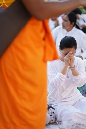 ภาพ No.195548:พิธีต้อนรับพระธรรมยาตรา ณ อนุสรณ์สถานลำดับที่ 4 สถานที่เกิดด้วยกายธรรม วัดโบสถ์(บน) ต.บางคูเวียง จ.นนทบุรี ในโครงการธรรมยาตรา กตัญญูบูชา มหาปูชนียาจารย์ พระมงคลเทพมุนี(สด จนฺทสโร) พระผู้ปราบมาร อนุสรณ์สถาน 7 แห่ง ปีที่ 13 วันที่ 15 มกราคม พ.ศ. 2568