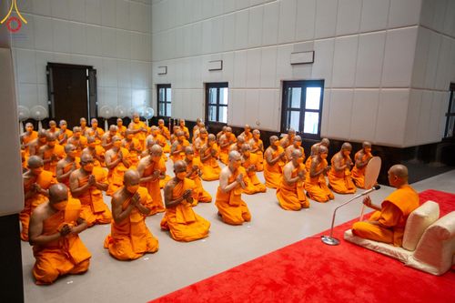 ภาพ No.112366:พิธีบรรพชาอุปสมบท โครงการอุปสมบทหมู่บูชาธรรม 115 ปี คุณยายอาจารย์ฯ, โครงการอุปสมบทหมู่ธรรมทายาท ระดับอุดมศึกษา รุ่นที่ 50 ภาคฤดูหนาว ณ โบสถ์พระไตรปิฎก วัดพระธรรมกาย จ.ปทุมธานี วันเสาร์ที่ 13 มกราคม พ.ศ. 2567