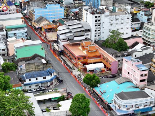 ภาพ No.128564:พิธีอัญเชิญพระบรมสารีริกธาตุ " ใจกลางเมืองนครหาดใหญ่ " เพื่อประดิษฐาน ณ มหารัตนเจดีย์สิริปทุมสวรรค์ (เจดีย์อริยพุทธะ 5 พระองค์) ศูนย์ปฏิบัติธรรมภาคใต้ อ.บางกล่ำ จ.สงขลา  วันที่ 9 มีนาคม พ.ศ. 2567 (ชุดที่ 2)