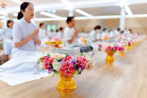 ภาพ No.225425:วันอาทิตย์ที่ 18 พฤษภาคม พ.ศ. 2568 พิธีร่วมบุญการศึกษา พระภิกษุ สามเณร ณ ห้องแก้วสารพัดนึก 2 วัดพระธรรมกาย