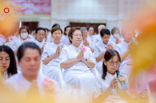 ภาพ No.255111:วันที่ 15 ตุลาคม พ.ศ. 2568 พิธีทอดกฐินสามัคคีประจำปี 2568 บูชาธรรม 81 ปี หลวงพ่อธัมมชโย ณ ศูนย์อบรมเยาวชนกาญจนบุรี