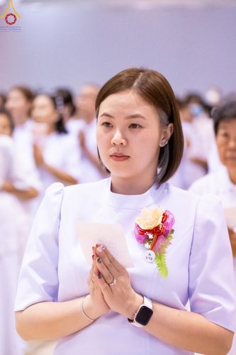 ภาพ No.159556:สัมมนาพิเศษและพิธีมอบองค์พระธรรมกาย 2,000 องค์ ณ ห้องแก้วสารพัดนึก 1 วัดพระธรรมกาย วันอาทิตย์ต้นเดือนที่ 6 ตุลาคม พ.ศ. 2567