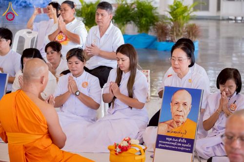 ภาพ No.277807:วันเสาร์ที่ 6 ธันวาคม พ.ศ. 2568 พิธีบรรพชาอุปสมบทและพิธีถวายบาตร โครงการอุปสมบทบูชาธรรมมหาปูชนียาจารย์ ประจำปี พ.ศ.2568 โครงการบวชพระนานาชาติ AEC และ WAB รุ่น CEO (นักบริหาร) รุ่นที่ 5 ณ มหาธรรมกายเจดีย์ วัดพระธรรมกาย