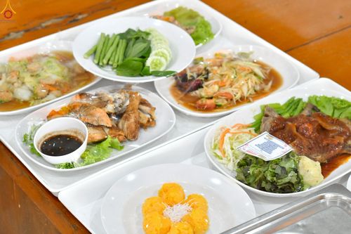 ภาพ No.247462:วันจันทร์ที่ 22 กันยายน พ.ศ. 2568 (วันพระ แรม 15 ค่ำ เดือน 10) พิธีบุพเปตพลี ครั้งที่ 170 ร่วมอุทิศบุญแด่หมู่ญาติที่ล่วงลับไปแล้ว และสืบทอดอายุพระพุทธศาสนา ณ หอฉันคุณยายอาจารย์ฯ วัดพระธรรมกาย