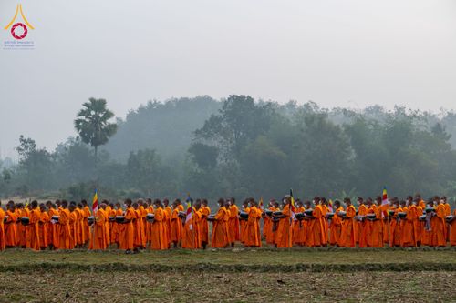 ภาพ No.130949:Photo Story ปฐมบรรพชาชาวพุทธมาร์มา Episode 4/5 วันที่ 13 กุมภาพันธ์พ.ศ. 2567 ณ วัดธัมจักร อรัญกุฏิ บังกลาเทศ