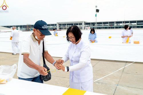 ภาพ No.218358:วันที่ 14-15 เมษายน พ.ศ. 2568 การเตรียมงานเครื่องเสียง , การเตรียมงานติดผ้ารับประเคน , การเตรียมงานเครื่องนอนพระสังฆาธิการ , การเตรียมงานจุดนั่งสาธุชน , การเตรียมงานถุงน้ำถ่วงน้ำหนักโต๊ะ , การเตรียมงานภาชนะฉันภัตตาหาร เพื่องานวันคุ้มครองโลก 22 เมษายน พ.ศ