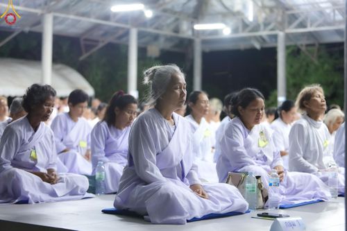 ภาพ No.158250:โครงการอบรมอุบาสก อุบาสิกาแก้ว  ตัวแทนทอดกฐิน 30,000 วัด ทั่วไทย บูชาธรรม 80 ปี หลวงพ่อธัมมชโย ระหว่างวันที่ 20-22 กันยายน พ.ศ. 2567 ณ จังหวัดบุรีรัมย์ รุ่นที่ 3