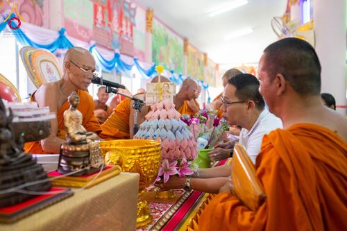 ภาพ No.177310:พิธีทอดกฐิน ณ วัดประชานิมิตร ต.คลองตะเกรา อ.ท่าตะเกียบ จ.ฉะเชิงเทรา ในโครงการทอดกฐินสามัคคีทั่วไทย 30,000 วัด บูชาธรรม 80 ปี หลวงพ่อธัมมชโย โดยคณะศิษยานุศิษย์วัดพระธรรมกาย วันที่ 2 พฤศจิกายน พ.ศ. 2567