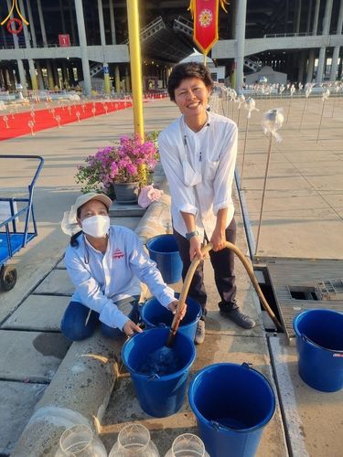 ภาพ No.125340:V.27 มาฆะ สาธุ  การรับบุญเตรียมงาน ปฎิบัติงาน เก็บงาน ของเจ้าหน้าที่หน่วยงานต่างๆ เพื่อวันมาฆบูชา วันเสาร์ที่ 24 กุมภาพันธ์  พ.ศ. 2567 ณ วัดพระธรรมกาย จ.ปทุมธานี